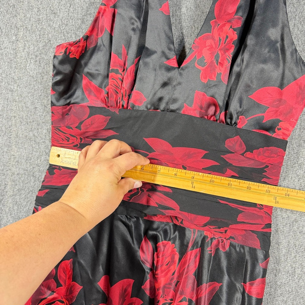Y2K Donna Ricco Silk Halter Dress Black Red Floral Rose Handkerchief Hem SZ 4 - Picture 8 of 13